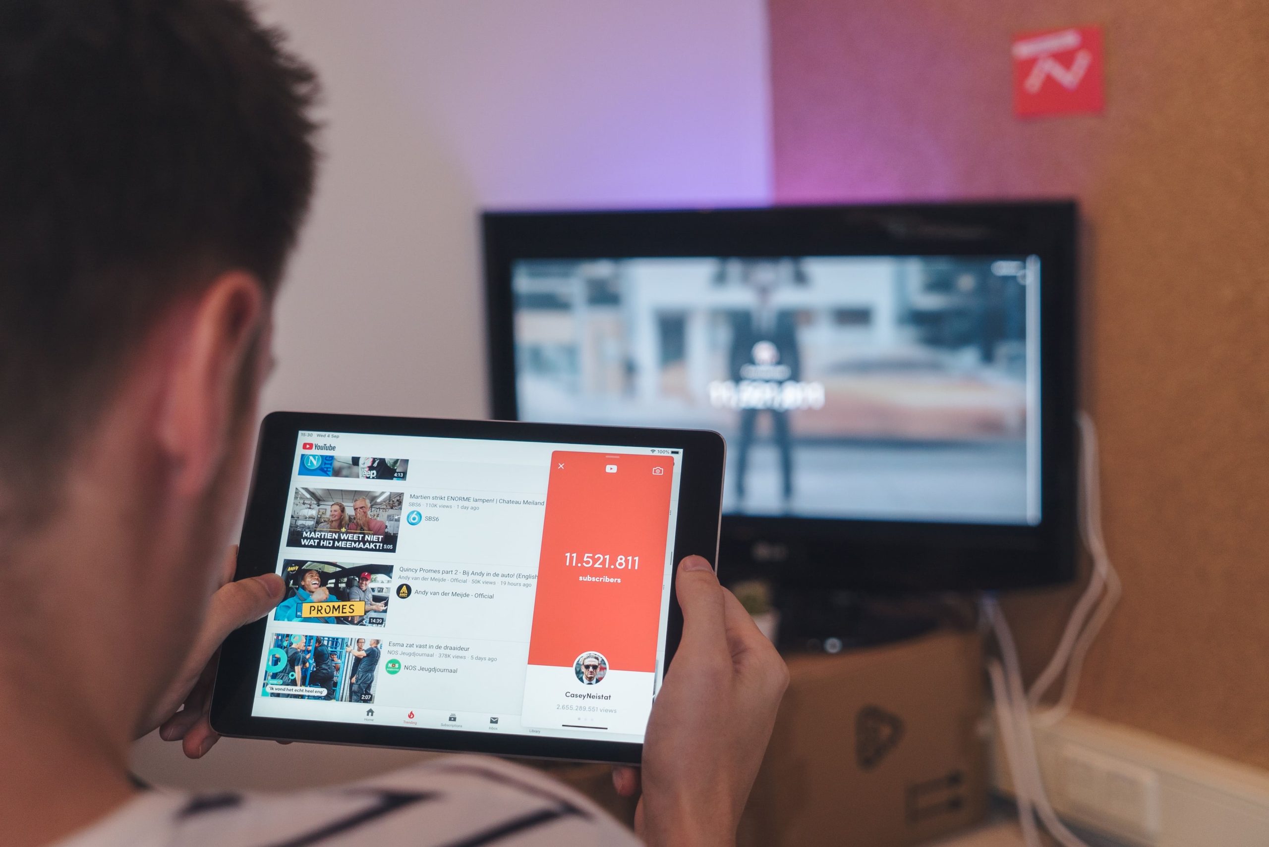 Por qué comprar horas de visualización en YouTube es una inversión muy inteligente. 1 Por qué comprar horas de visualización en YouTube es una inversión muy inteligente.